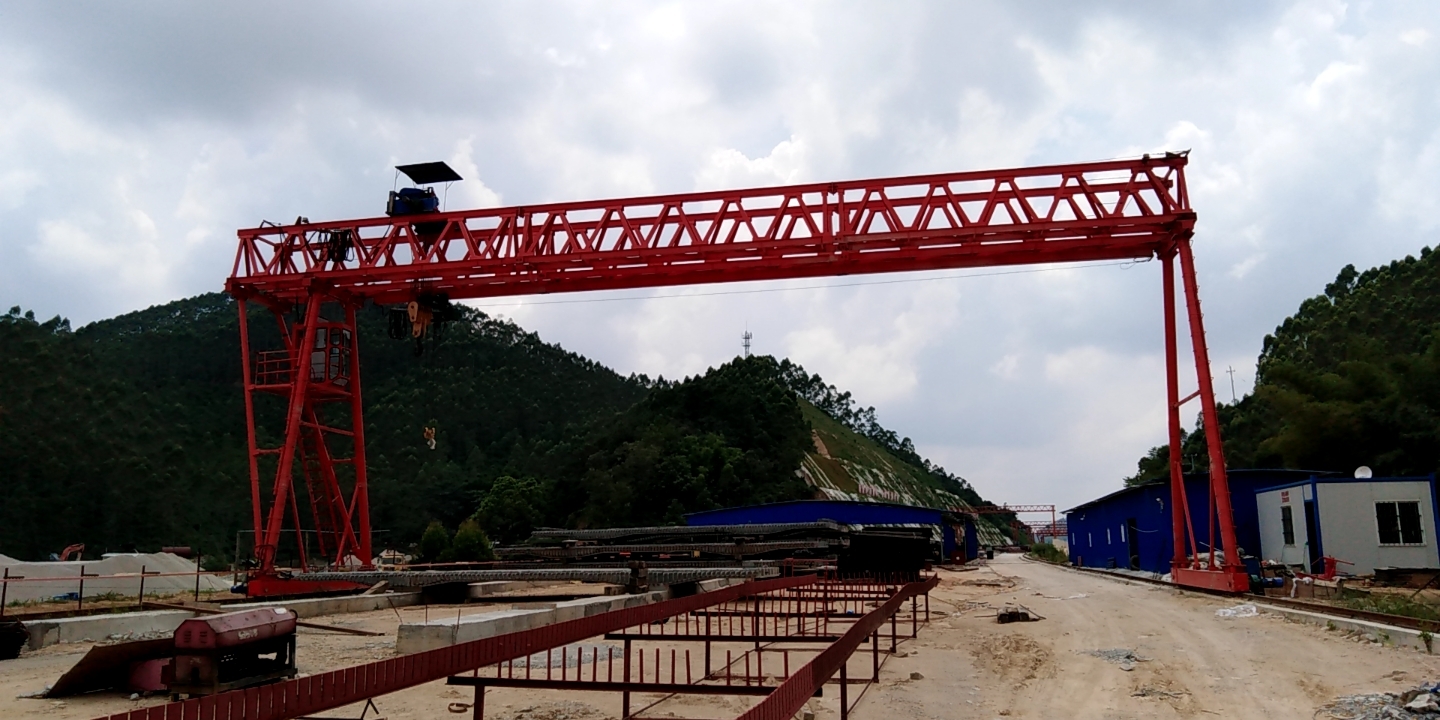 廣東茂名（粵桂界）高速TJ14標(biāo)，MG80/10t-24m-9m-2臺(tái)，MH10t-24m-9m-2臺(tái)，MG40t-24m-9m-1臺(tái)，