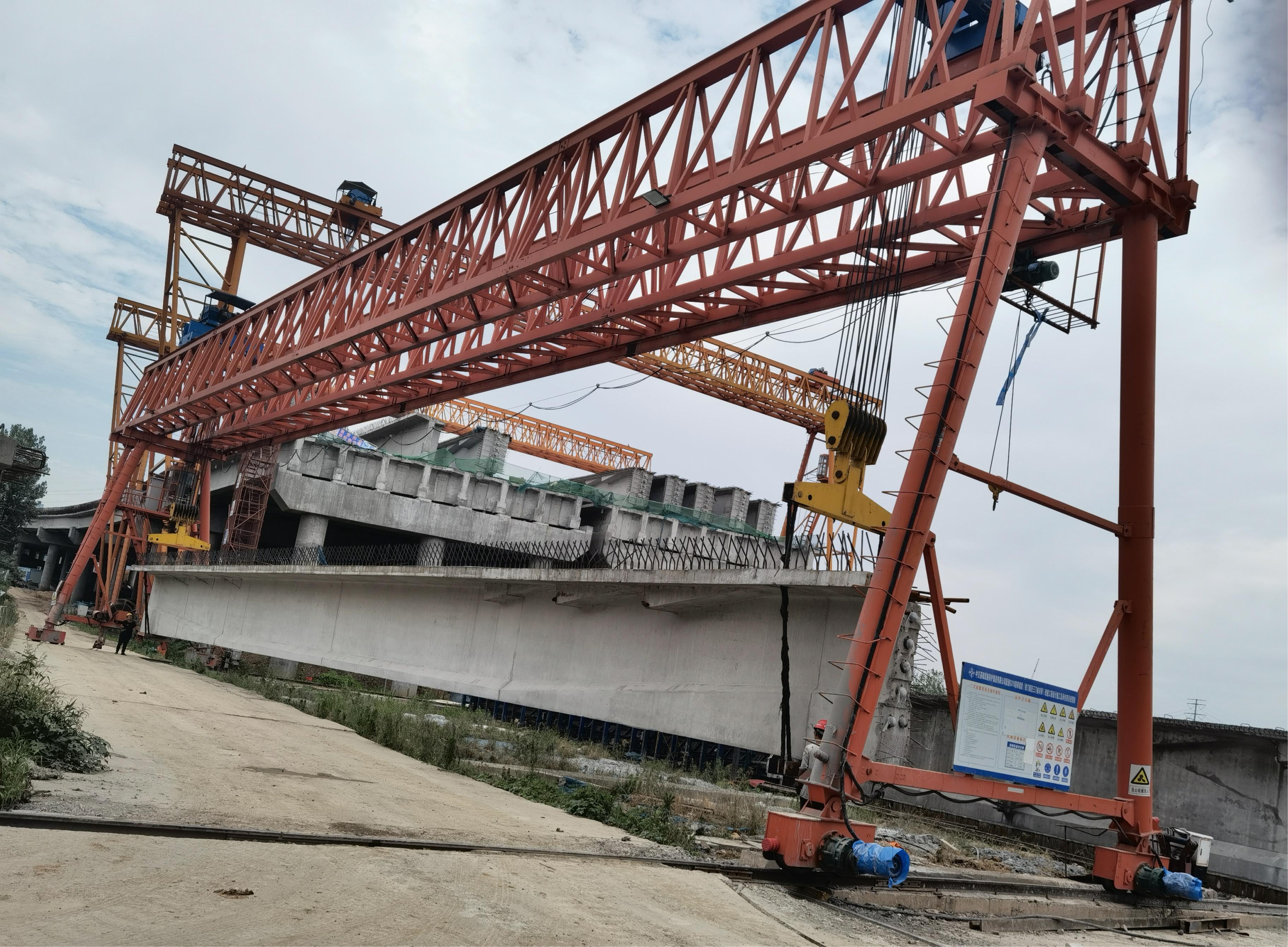 雙梁龍門吊出現(xiàn)重物自墜怎么回事？