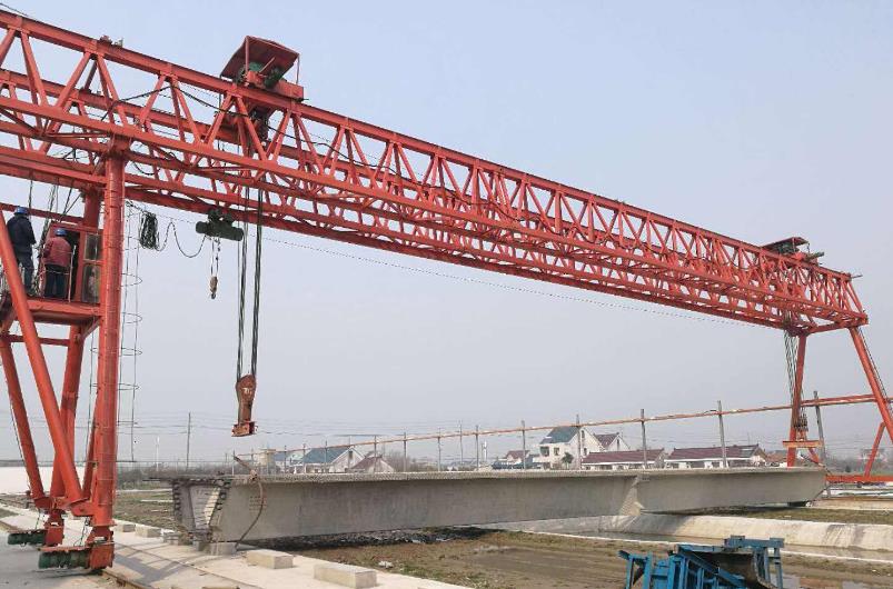 如何做好MG100/10T龍門(mén)吊的保養(yǎng)工作