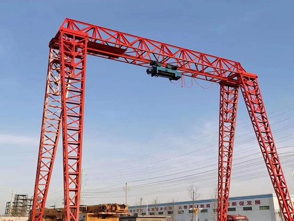 如何評(píng)估龍門(mén)吊作業(yè)現(xiàn)場(chǎng)的安全風(fēng)險(xiǎn)？