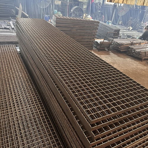 鋼格柵板運輸和堆放有哪些禁忌